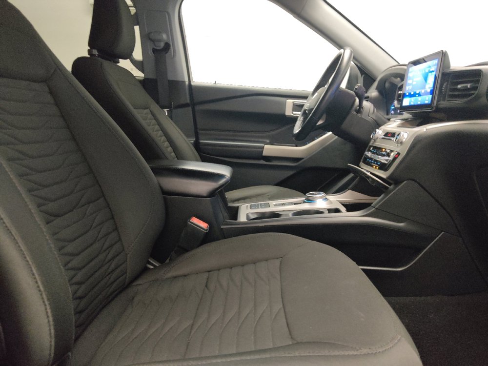 Used 2021 Ford Explorer XLT RWD image 21