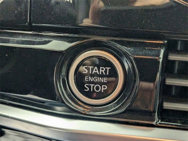 Used 2023 Nissan Pathfinder SL w/ Black Appearance Package image 25