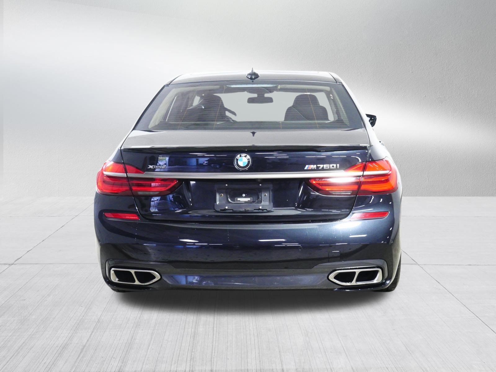 Used 2019 BMW M760i xDrive w/ Luxury Rear Seating Package AWD/4WD image 6