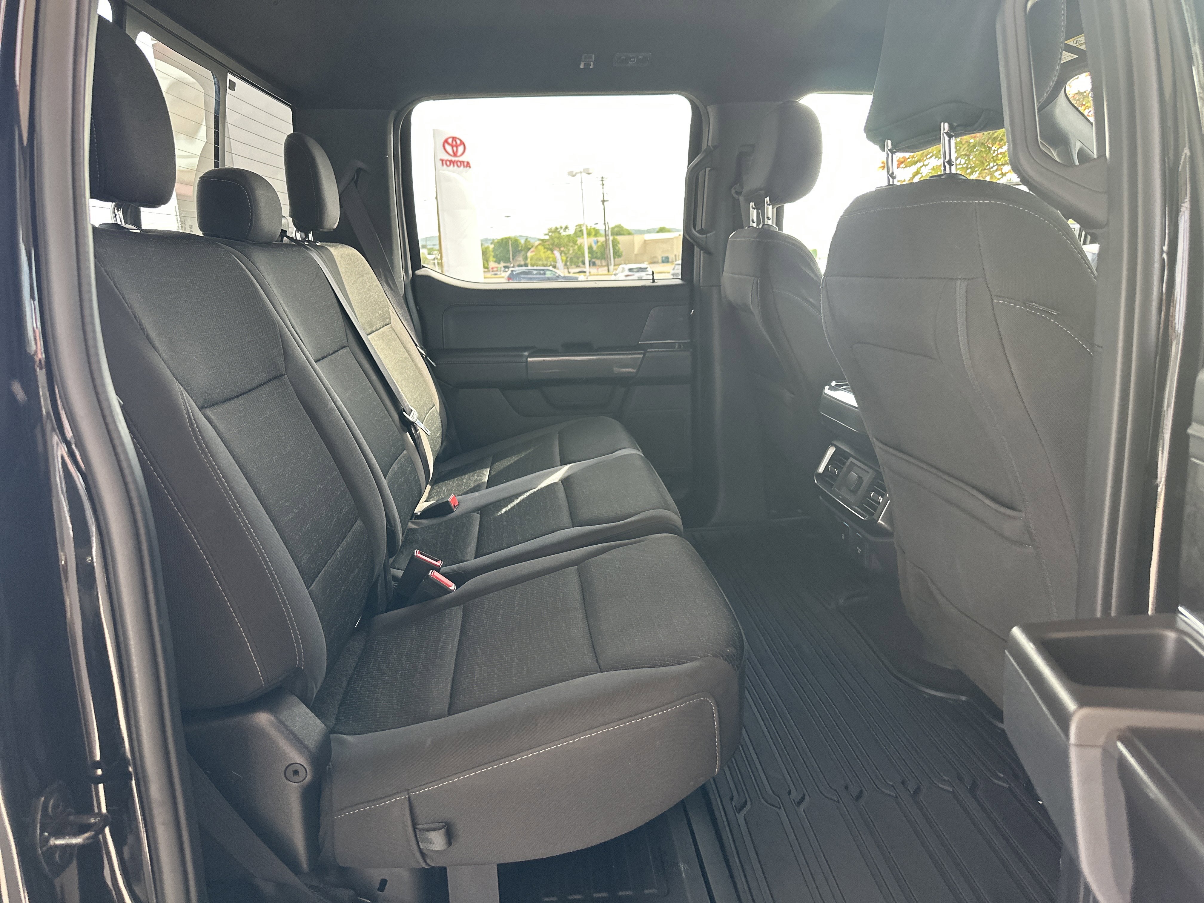 Used 2022 Ford F150 XLT w/ Equipment Group 301A Mid AWD/4WD image 15