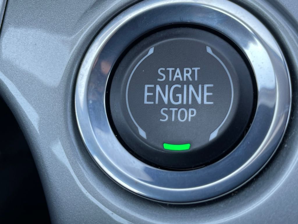 Used 2025 Chevrolet Trax LT image 27