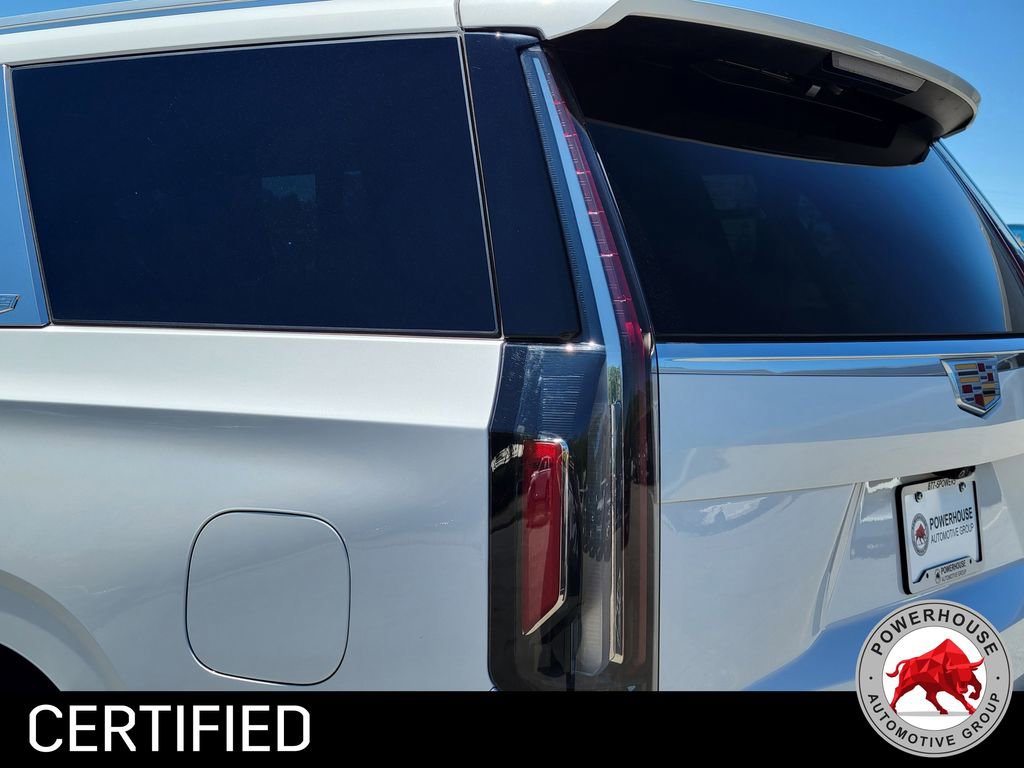Used 2022 Cadillac Escalade Premium Luxury image 13