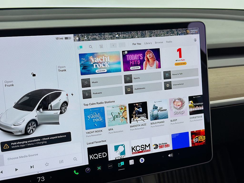 Used 2021 Tesla Model Y Long Range image 38