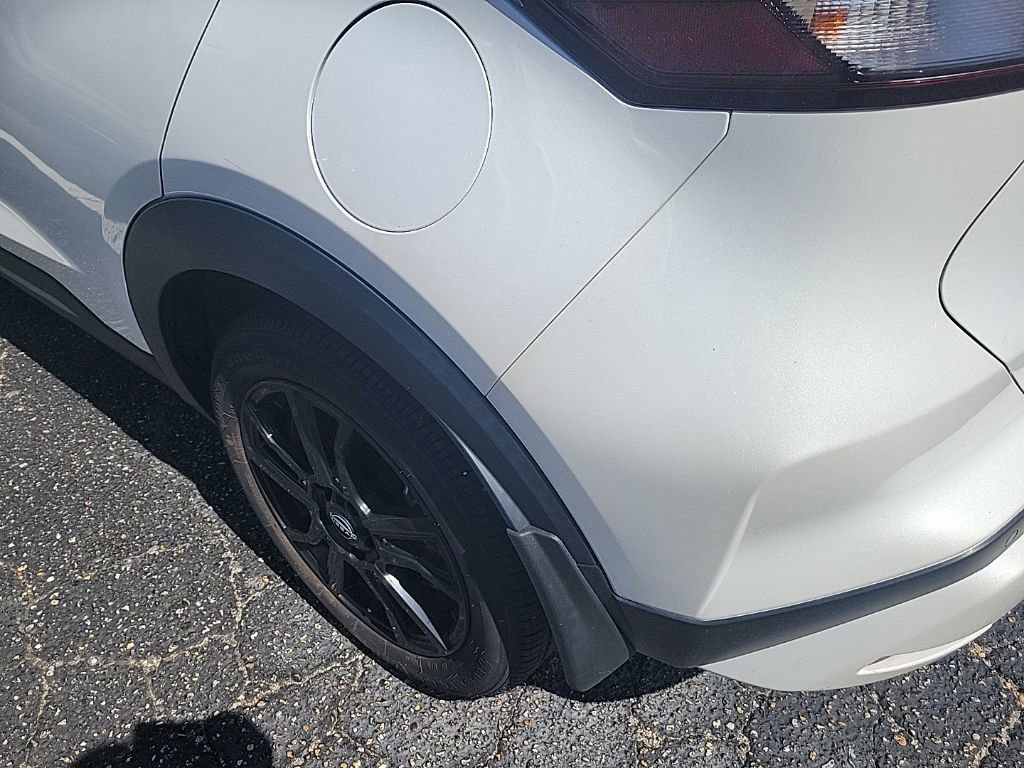 Used 2023 Nissan Kicks SR w/ SR Premium Package image 14