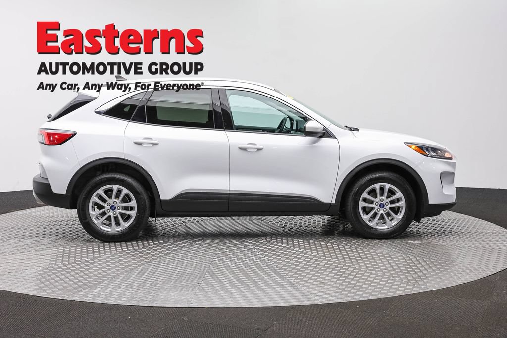 Used 2021 Ford Escape SE AWD/4WD image 4