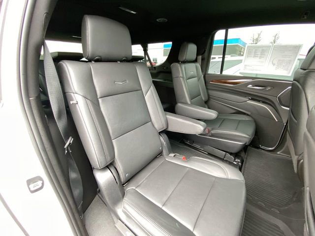 Certified 2023 Cadillac Escalade ESV Luxury AWD/4WD image 28