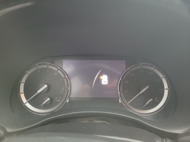 Used 2021 Toyota Highlander XLE FWD image 18