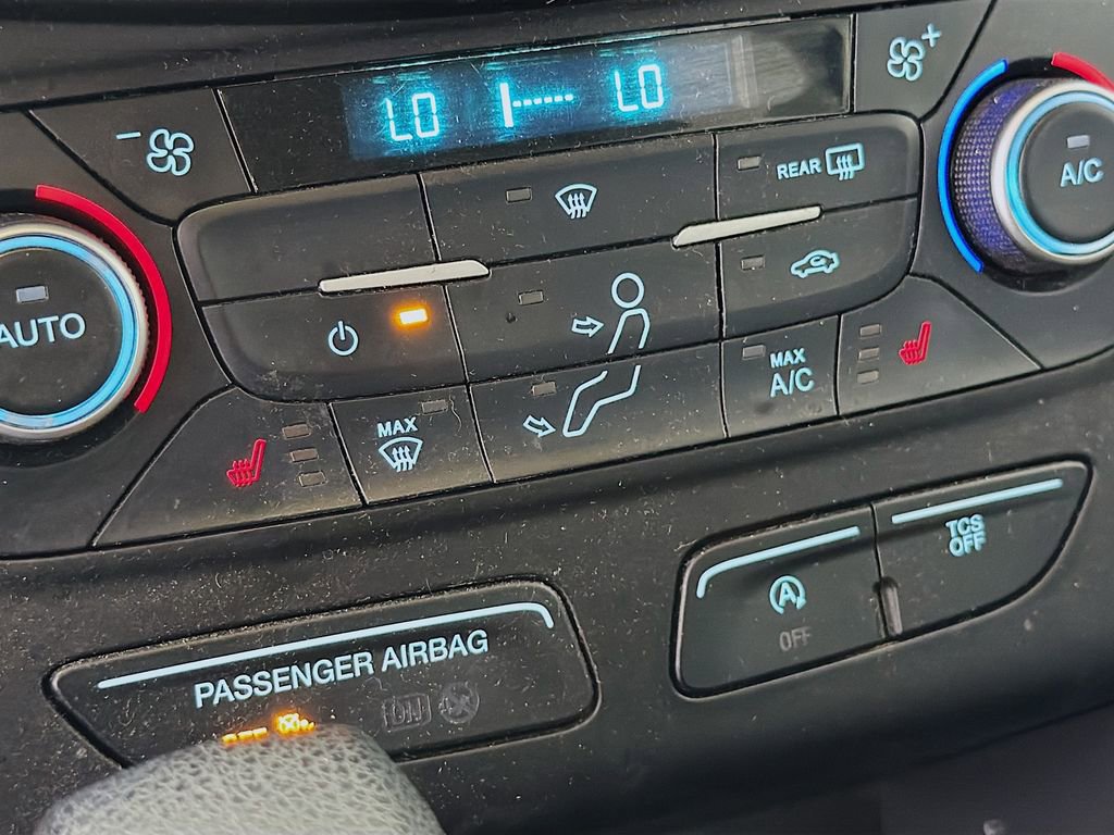 Used 2018 Ford Escape SE image 21