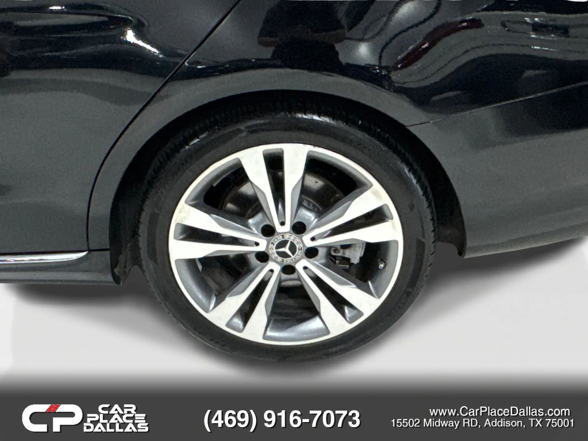 Used 2019 Mercedes-Benz C 300 Sedan w/ Premium Package image 34