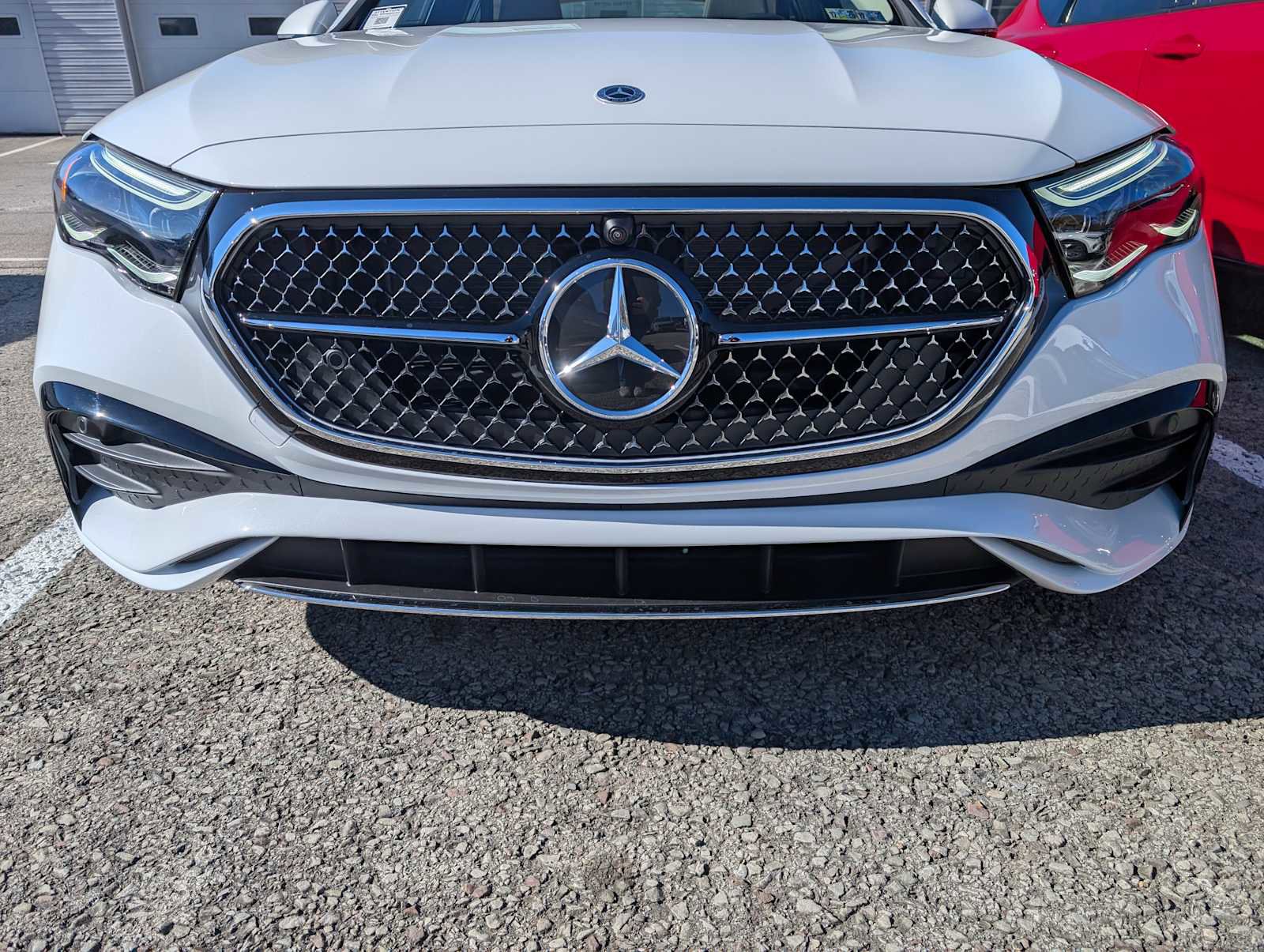 New 2026 Mercedes-Benz E 350 4MATIC Sedan image 2