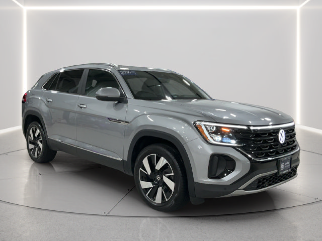 Certified 2026 Volkswagen Atlas Cross Sport SEL AWD/4WD image 8
