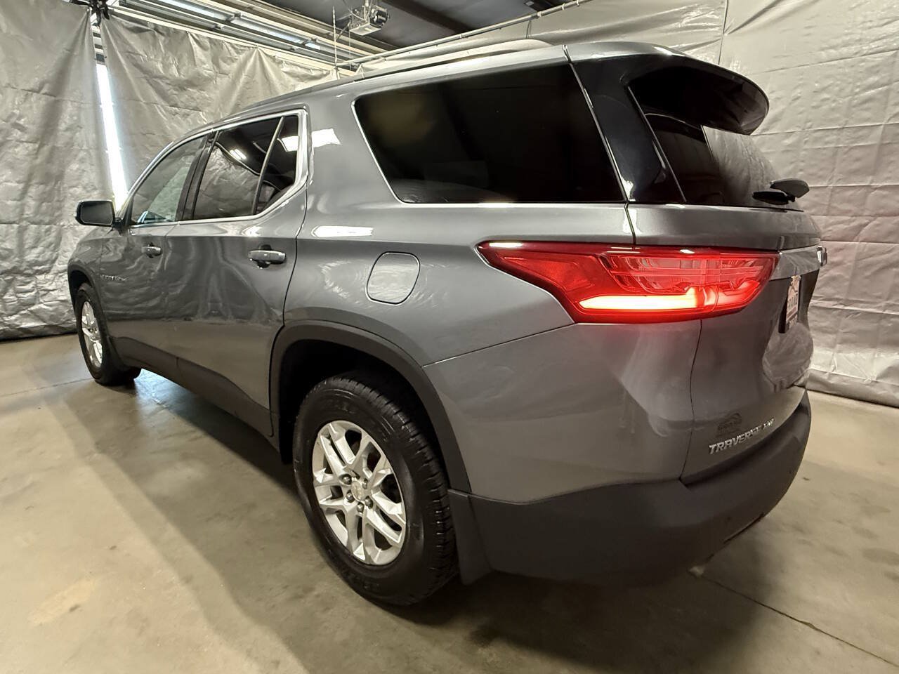 Used 2020 Chevrolet Traverse LT w/ LPO, Floor Liner Package AWD/4WD image 4
