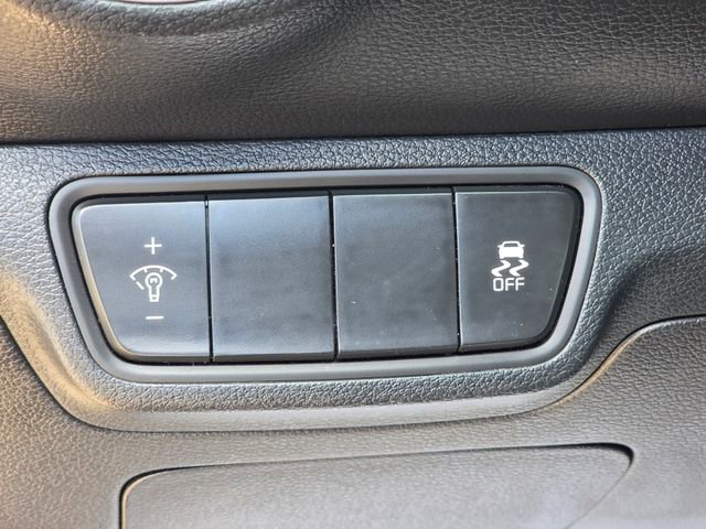 Used 2024 Kia Forte LXS image 7