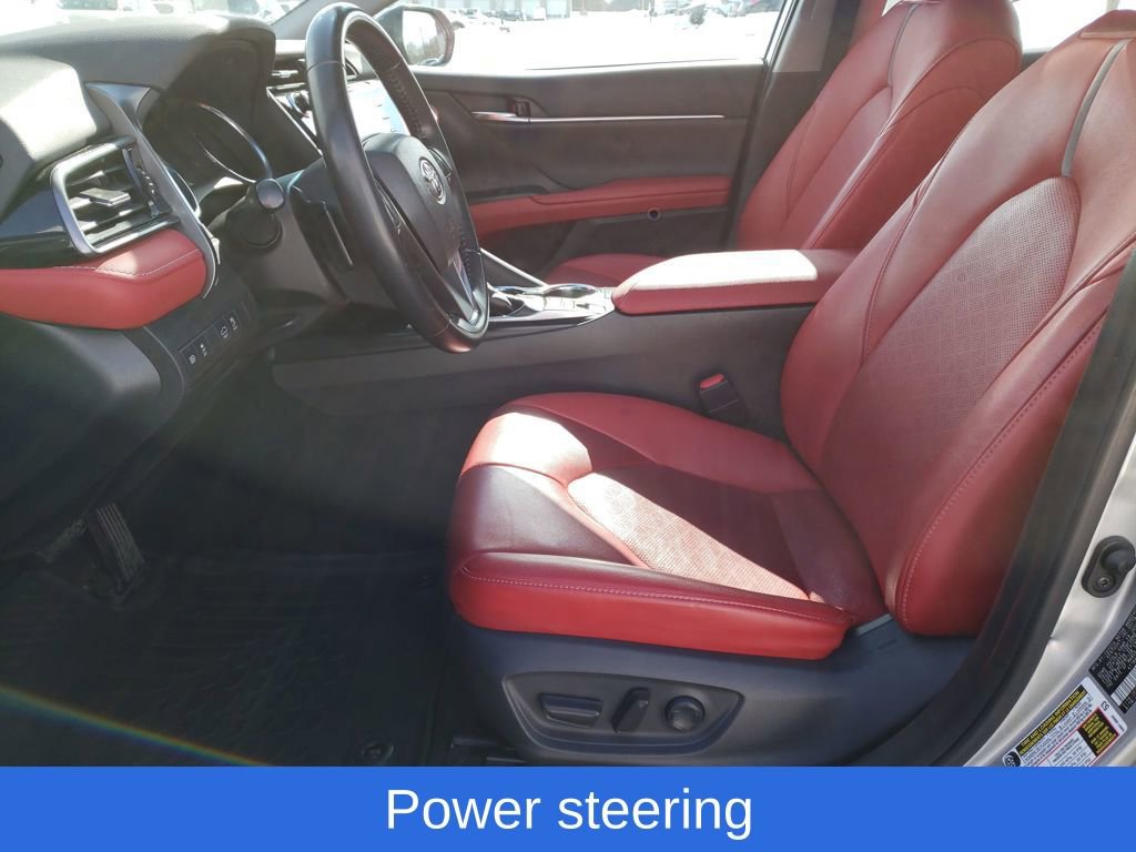 Used 2019 Toyota Camry XSE image 15