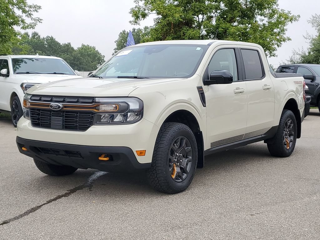 Certified 2024 Ford Maverick Tremor w/ Tremor Off-Road Package AWD/4WD image 2
