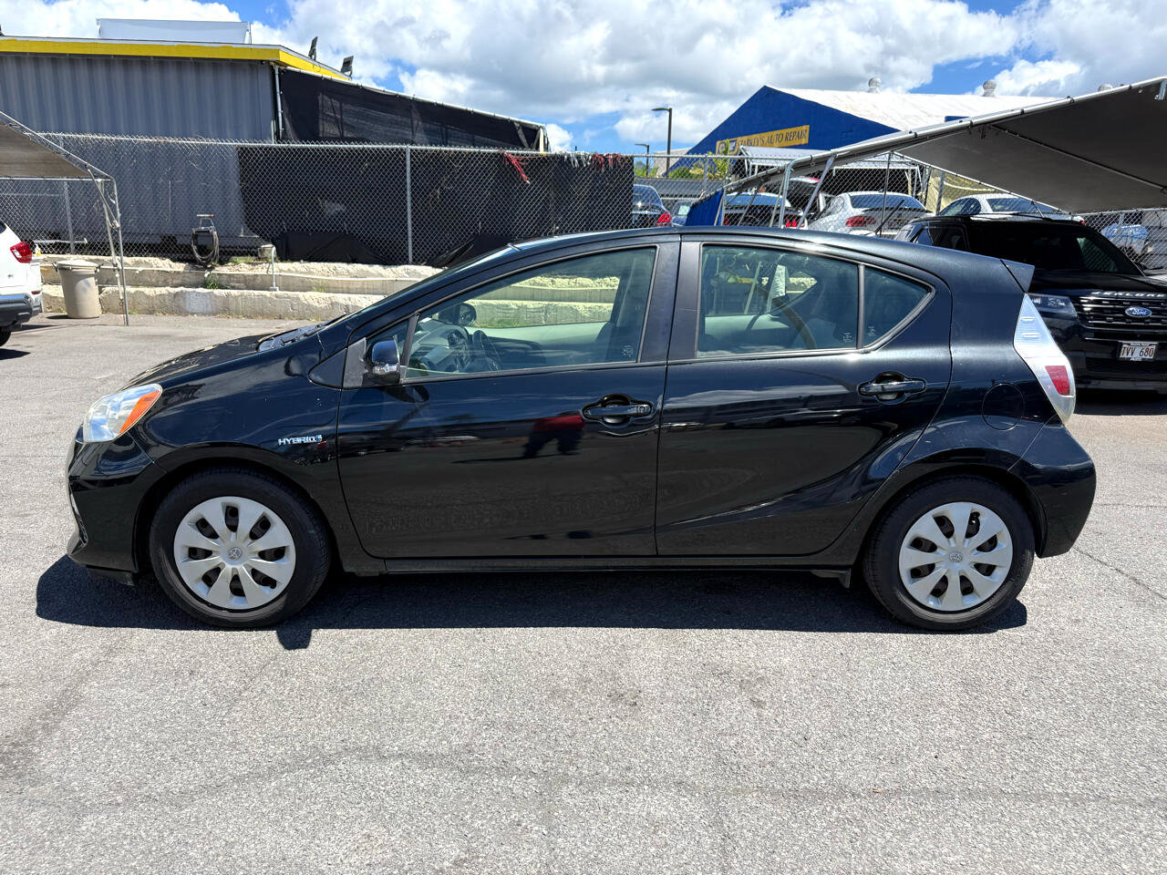 Used 2012 Toyota Prius C One image 2