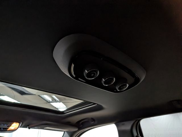 Used 2021 Dodge Durango R/T w/ Blacktop Package image 20