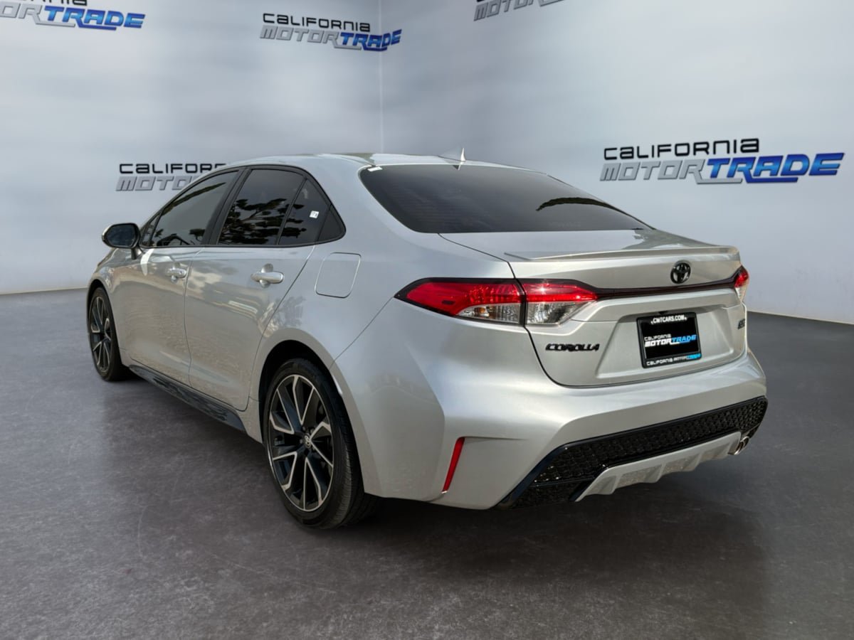 Used 2022 Toyota Corolla SE w/ SE Premium Package FWD image 7