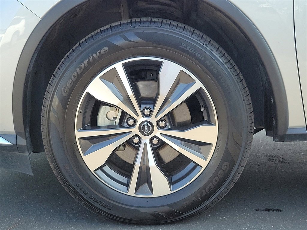 Used 2023 Nissan Murano SV image 27