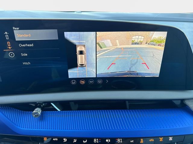 New 2025 Cadillac Optiq Sport 2 w/ LPO, Floor Liner Package image 20