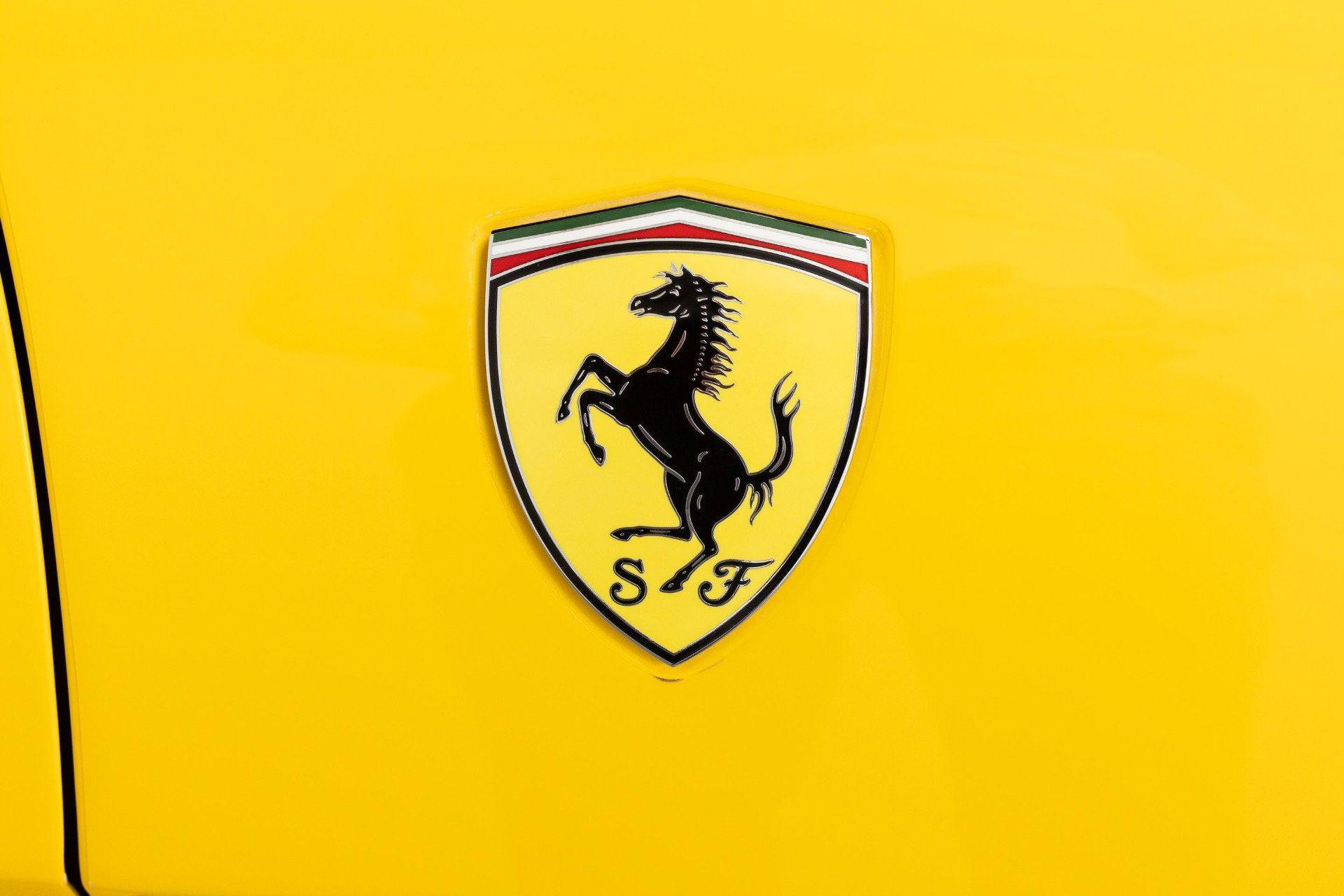 Certified 2020 Ferrari Portofino RWD image 30
