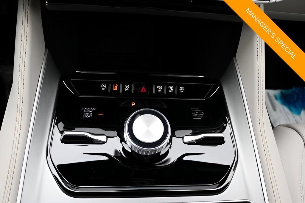 New 2025 Jeep Wagoneer L Series II AWD/4WD image 25