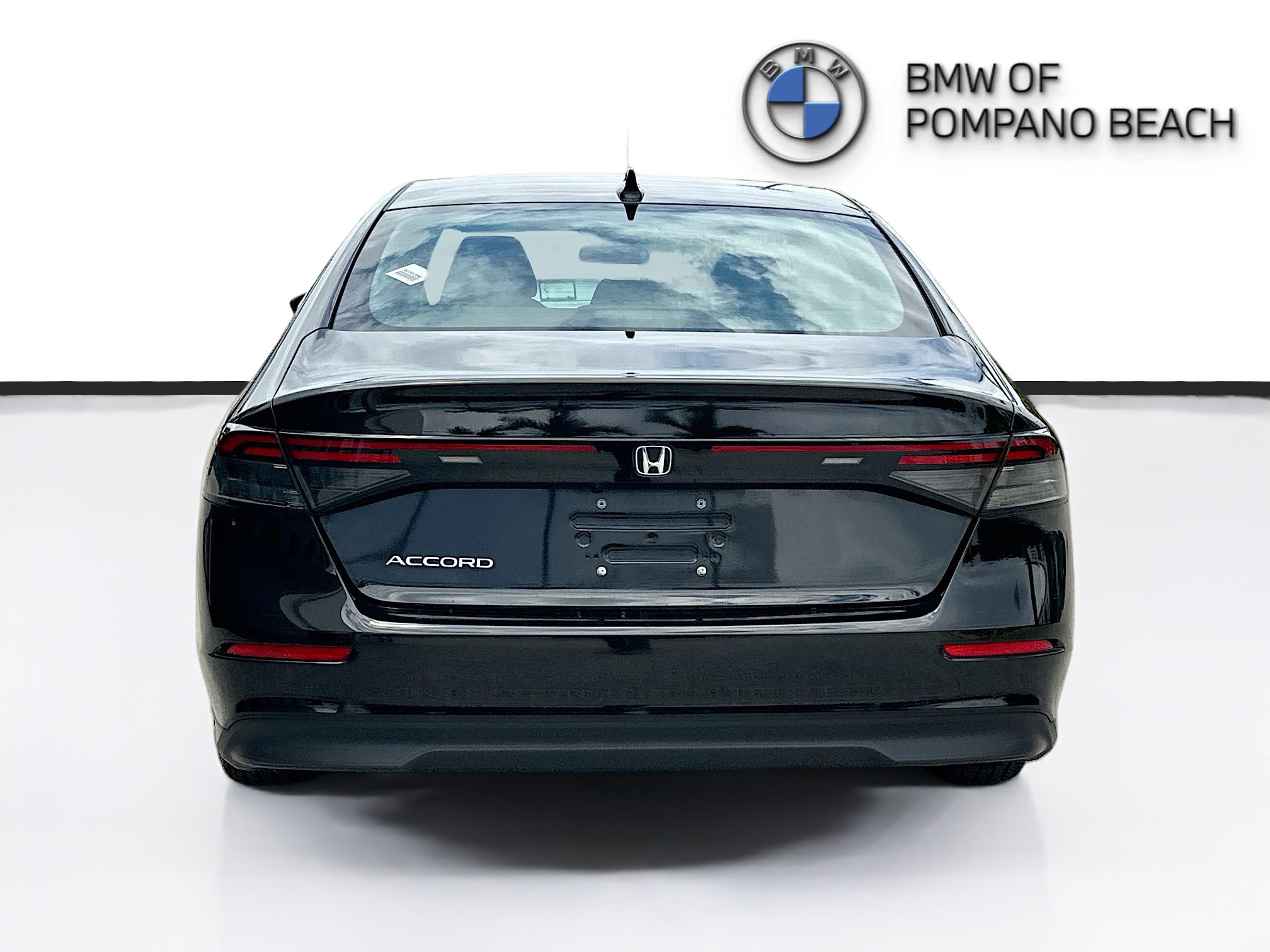 Used 2023 Honda Accord LX image 6