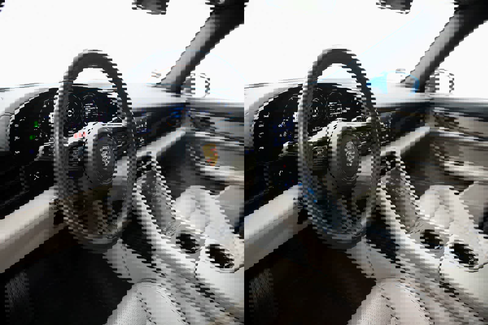 Certified 2023 Porsche Taycan 4 Cross Turismo image 4