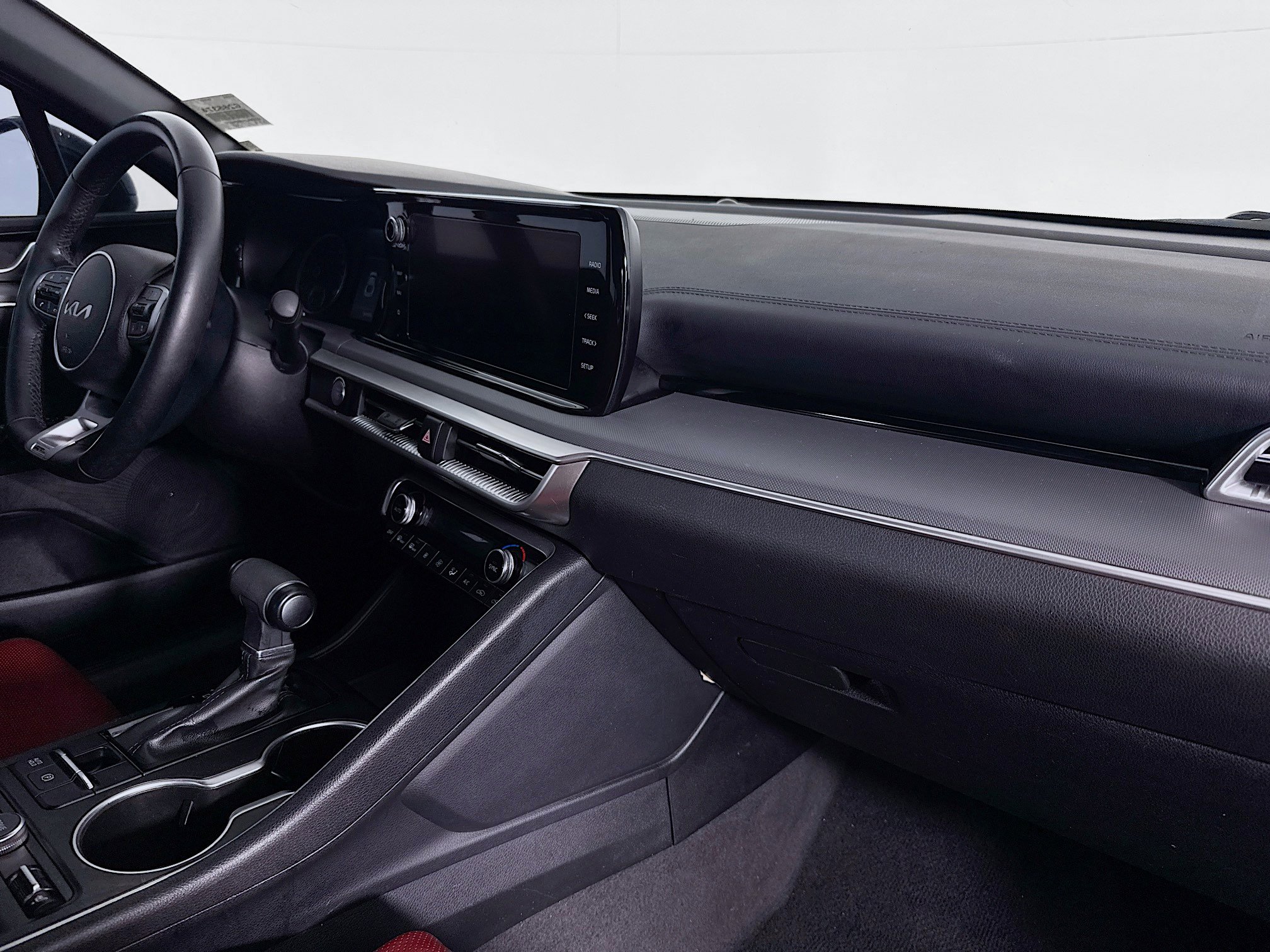 Used 2024 Kia K5 GT-Line image 29