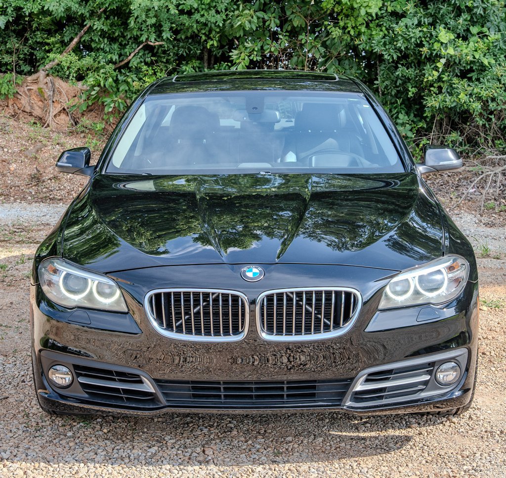 Used 2015 BMW 535i xDrive Sedan w/ Driver Assistance Package AWD/4WD image 8