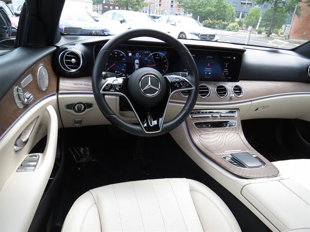 Used 2022 Mercedes-Benz E 350 4MATIC Sedan image 10