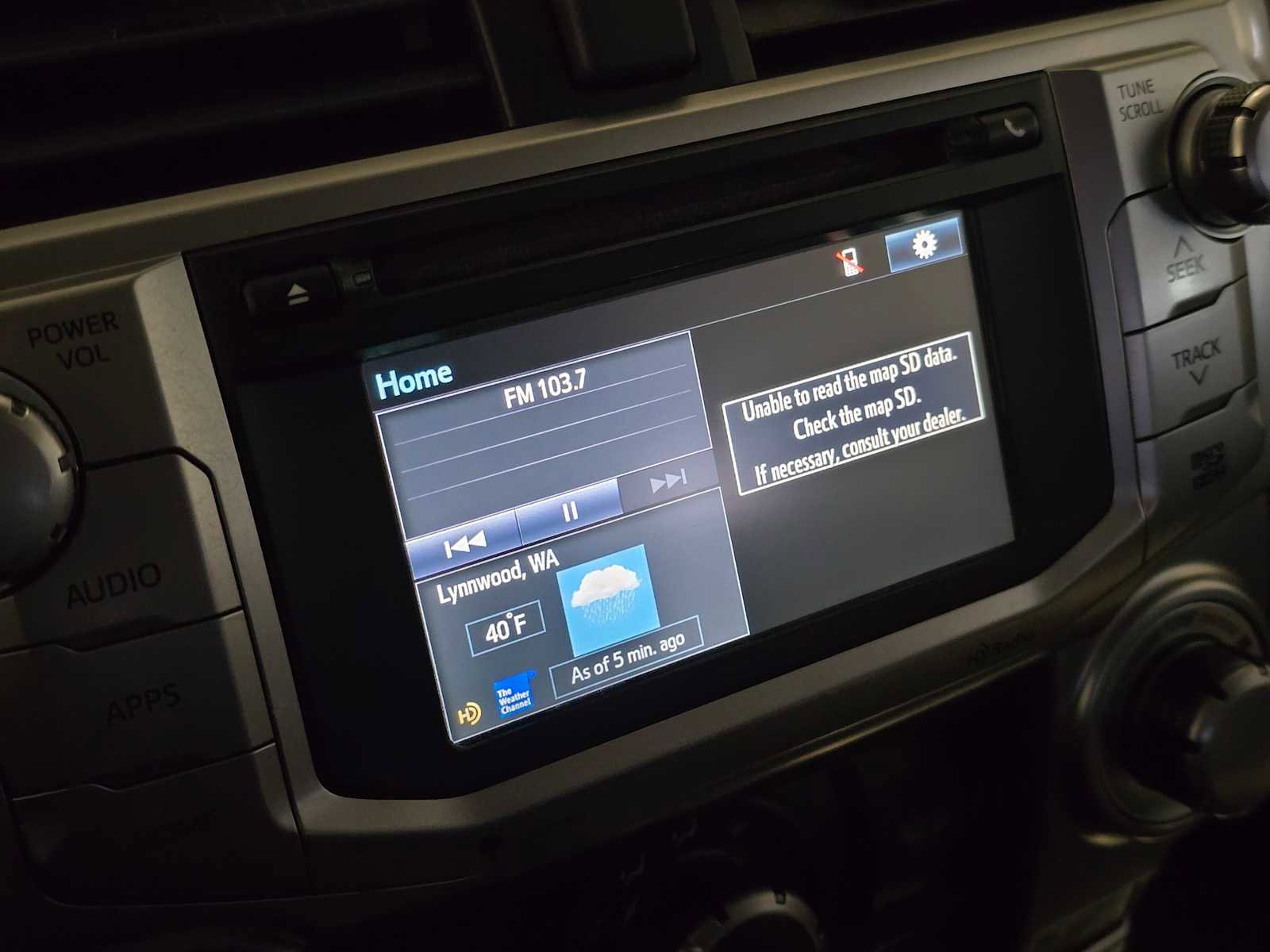 Used 2015 Toyota 4Runner SR5 image 27