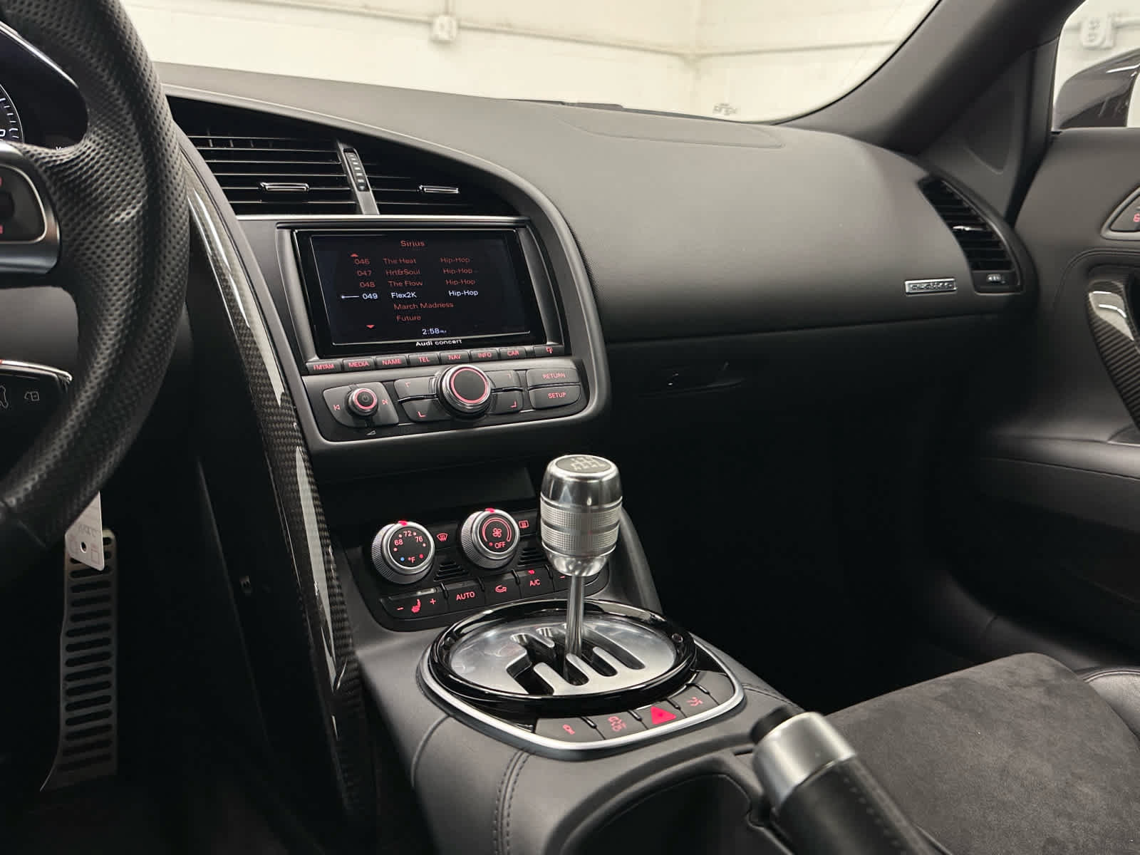 Used 2015 Audi R8 V8 AWD/4WD image 22