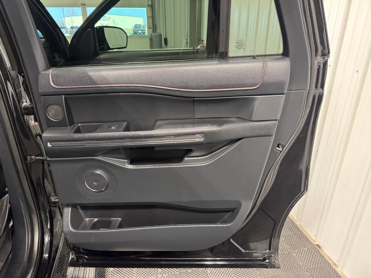 Used 2022 Ford Expedition Max Limited AWD/4WD image 29