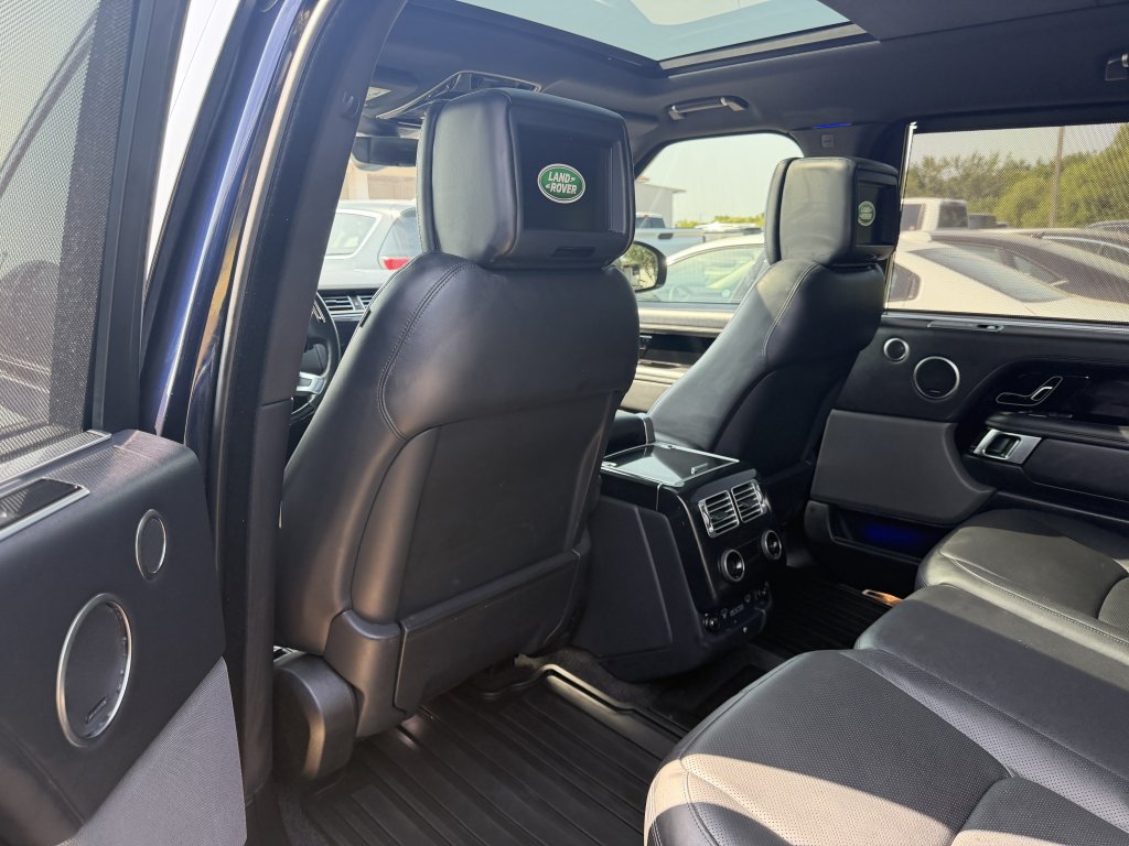 Used 2019 Land Rover Range Rover Long Wheelbase Supercharged AWD/4WD image 19