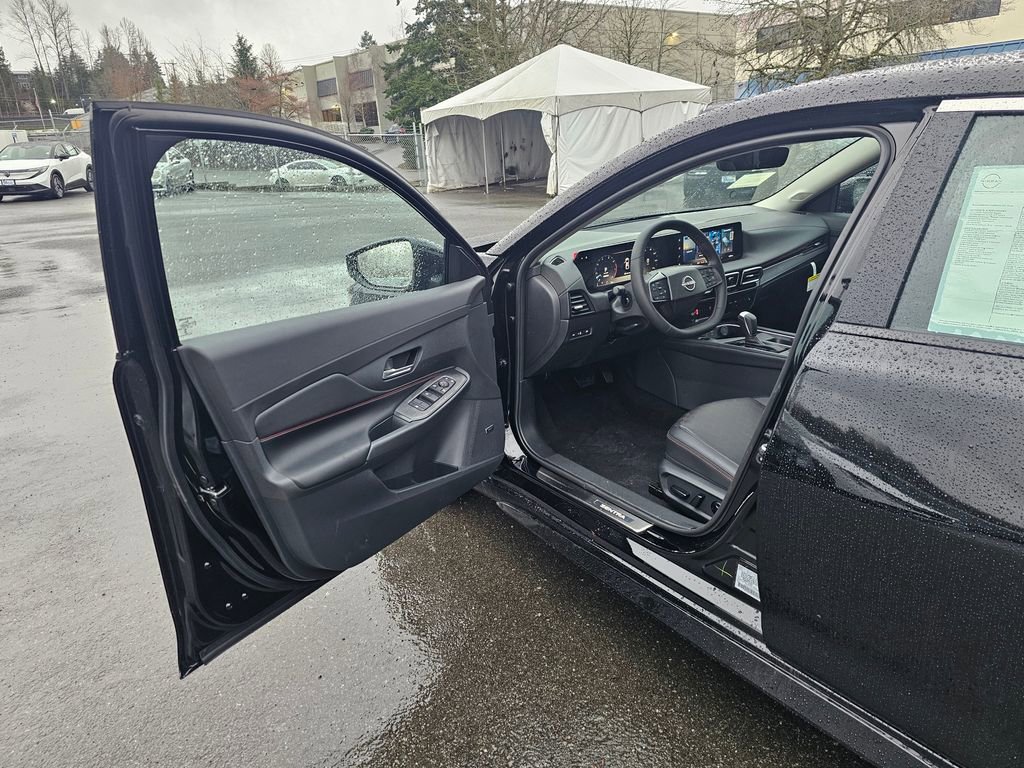 New 2026 Nissan Sentra SR w/ SR Premium Package FWD image 19