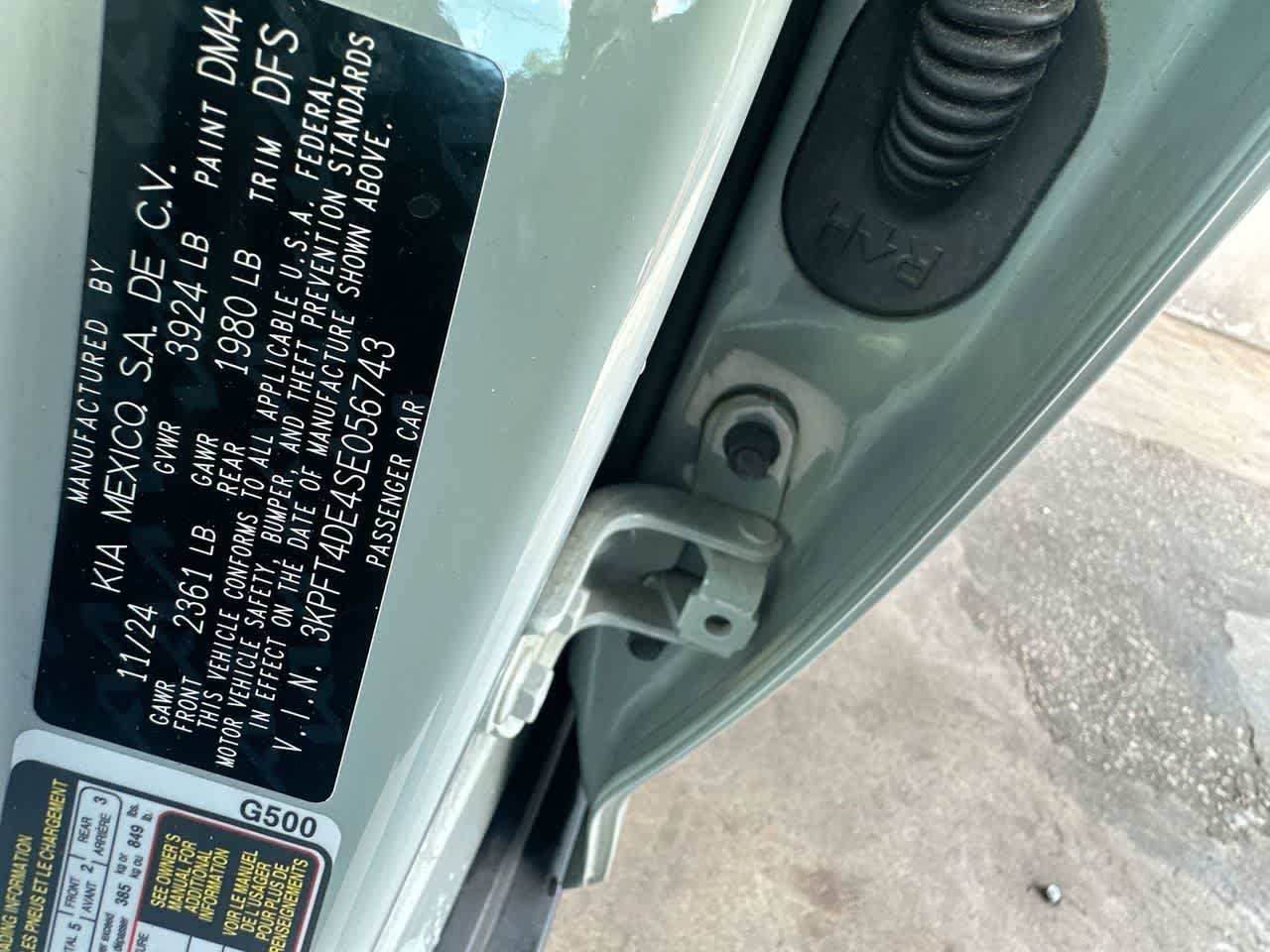 Used 2025 Kia K4 FWD image 29