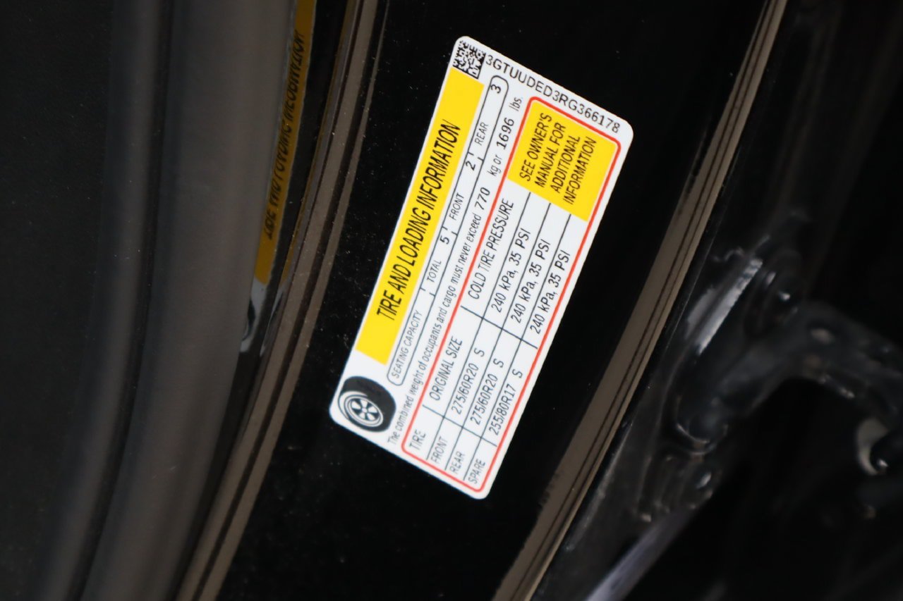 Used 2024 GMC Sierra 1500 SLT AWD/4WD image 31