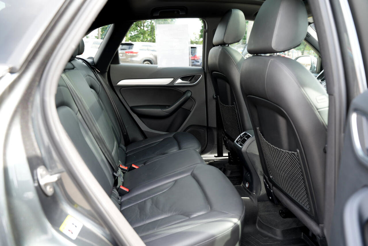 Used 2018 Audi Q3 2.0T Premium Plus image 21