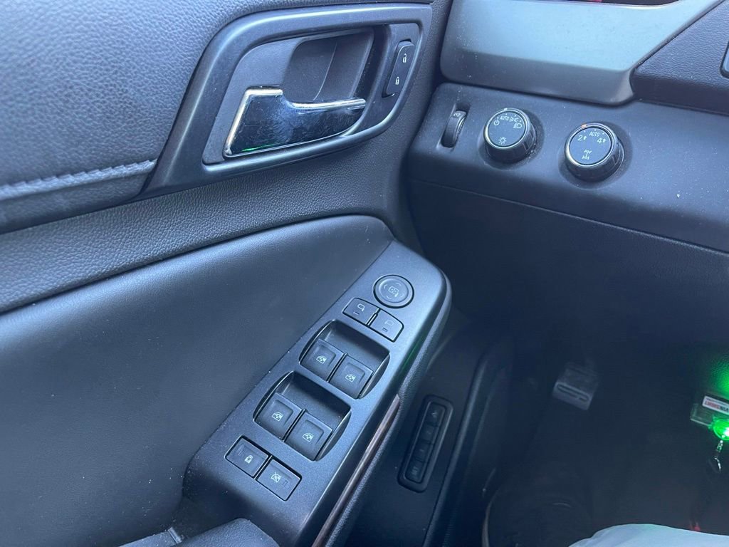 Used 2015 Chevrolet Tahoe LT AWD/4WD image 11