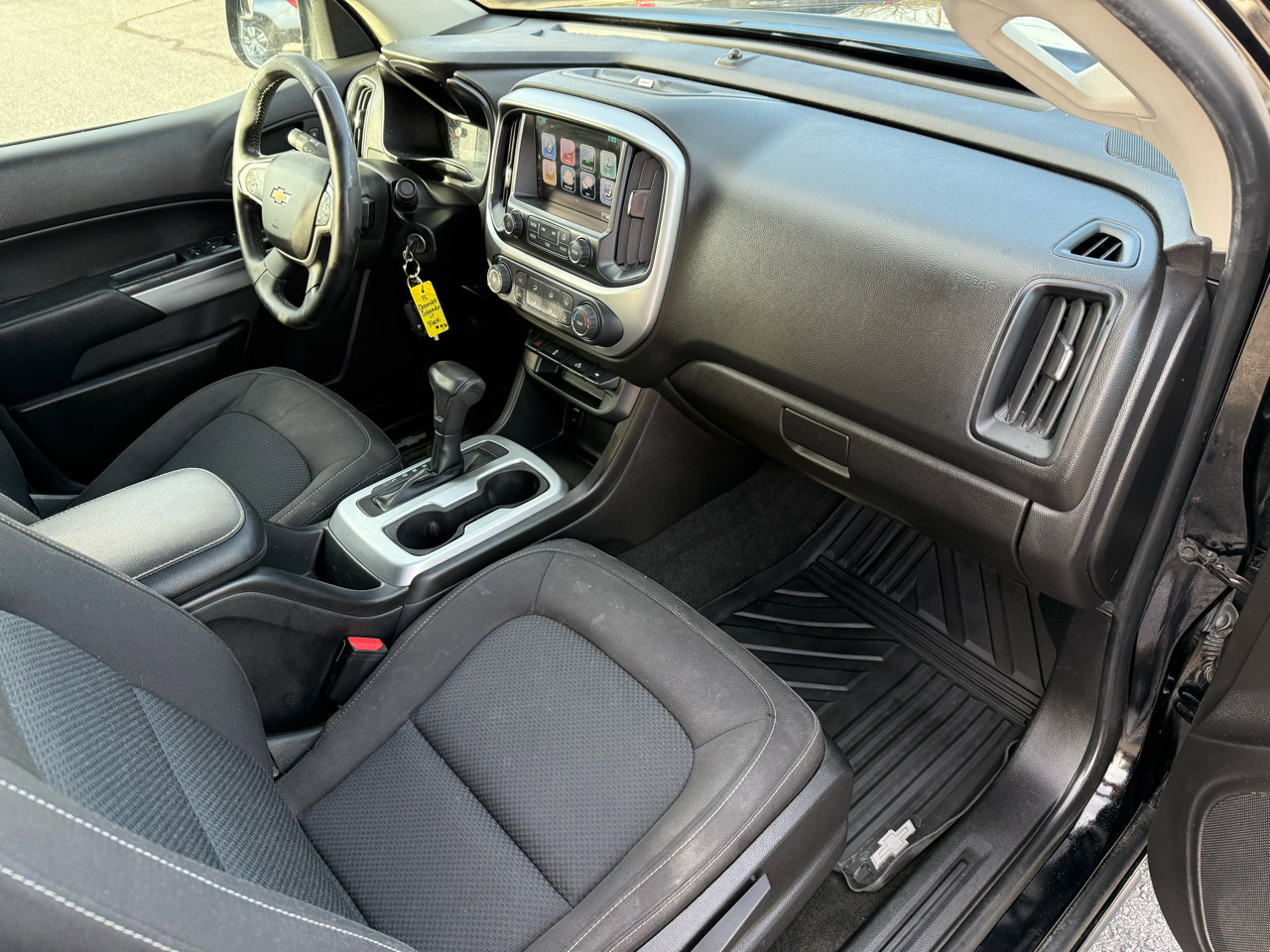 Used 2018 Chevrolet Colorado LT w/ LT Convenience Package image 18