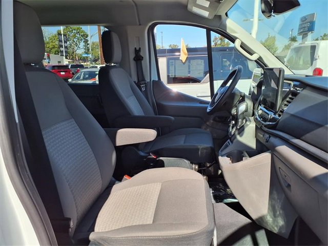 Used 2023 Ford Transit 350 XLT image 22