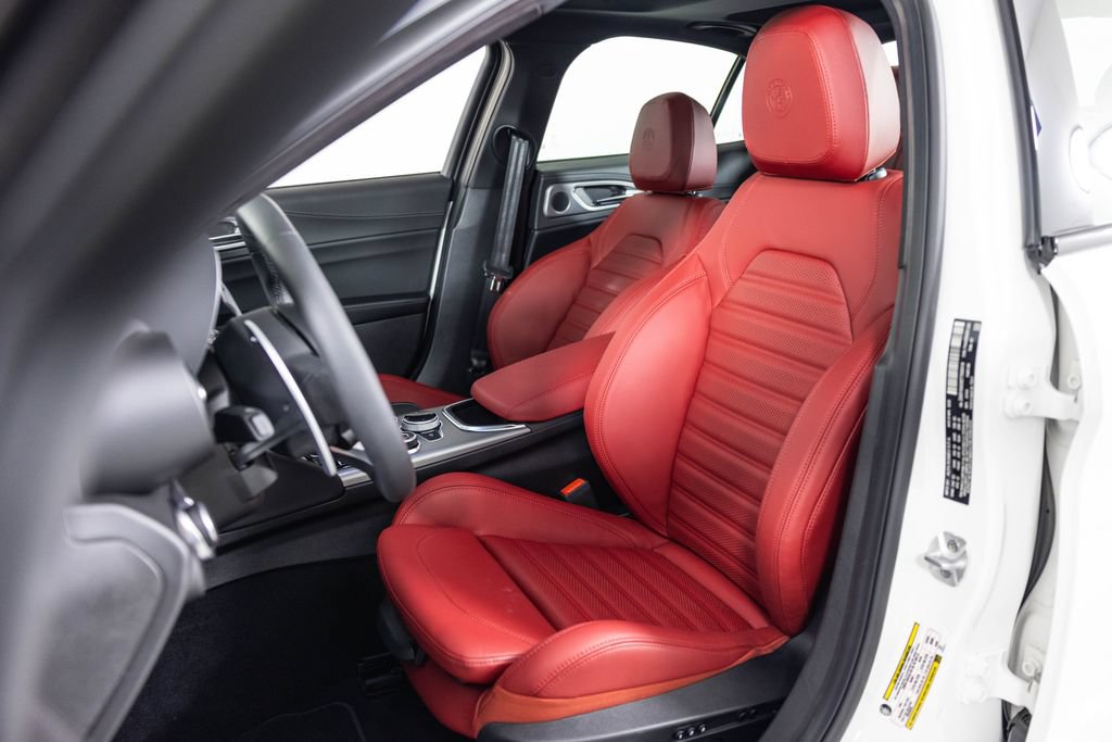New 2026 Alfa Romeo Giulia AWD image 21