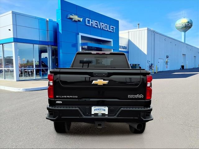 Used 2022 Chevrolet Silverado 3500 High Country w/ Z71 Off-Road Package AWD/4WD image 4