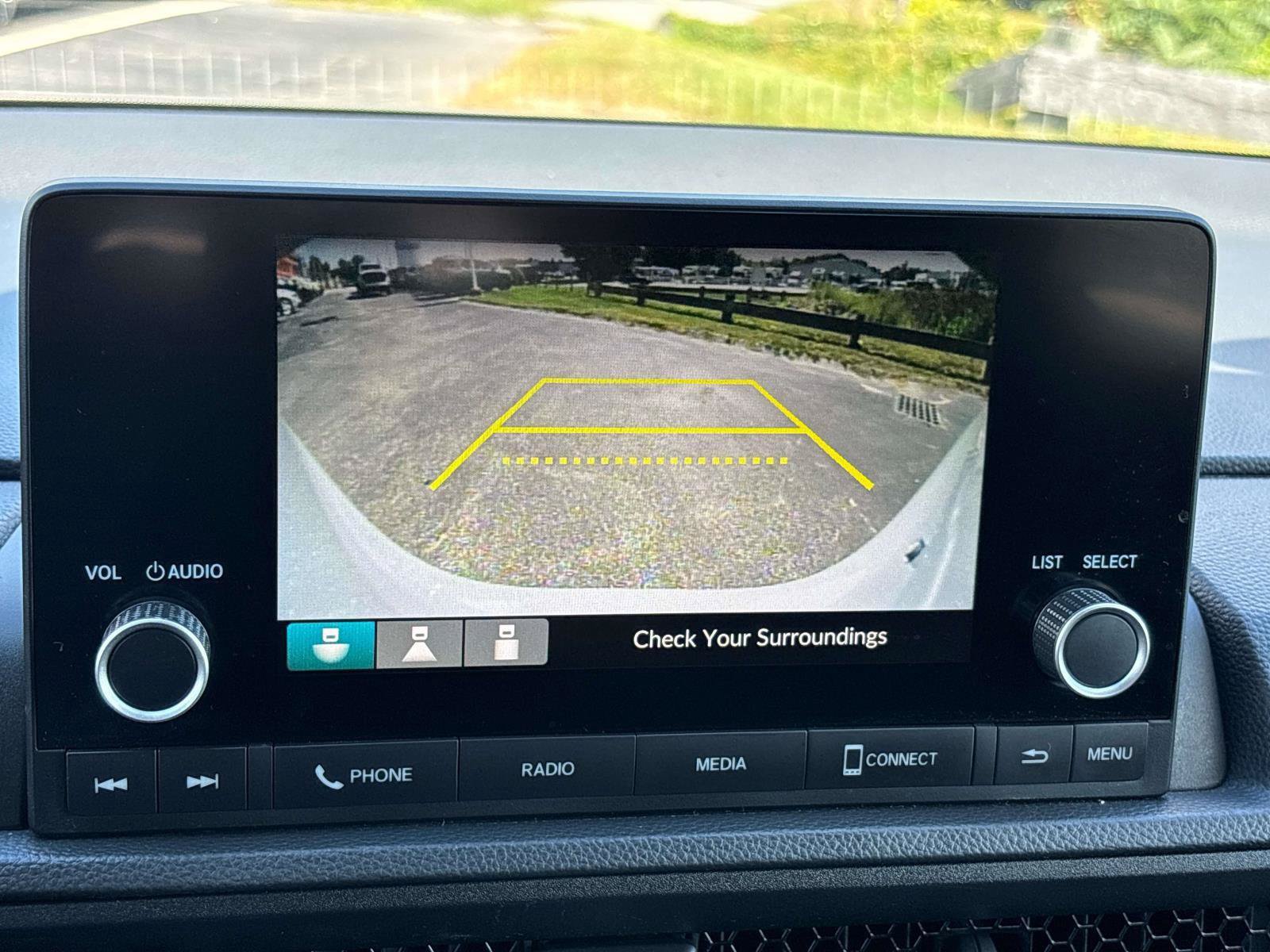 Used 2025 Honda CR-V LX image 21
