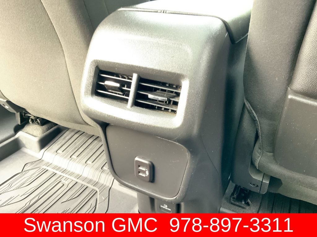 Certified 2023 GMC Terrain SLE w/ Driver Convenience Package AWD/4WD image 30