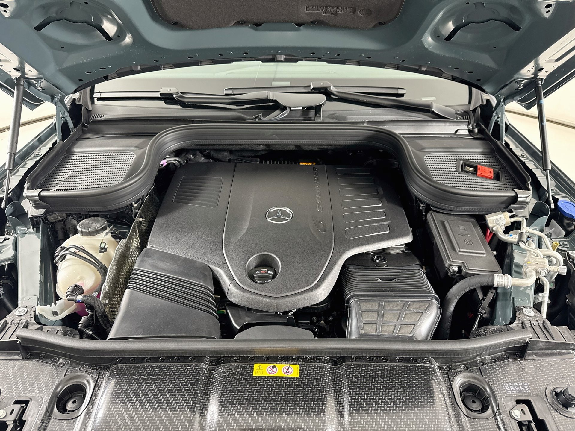 New 2027 Mercedes-Benz GLS 450 4MATIC image 34