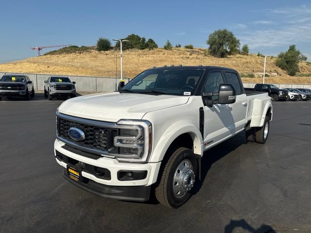 Used 2025 Ford F450 Platinum AWD/4WD image 2