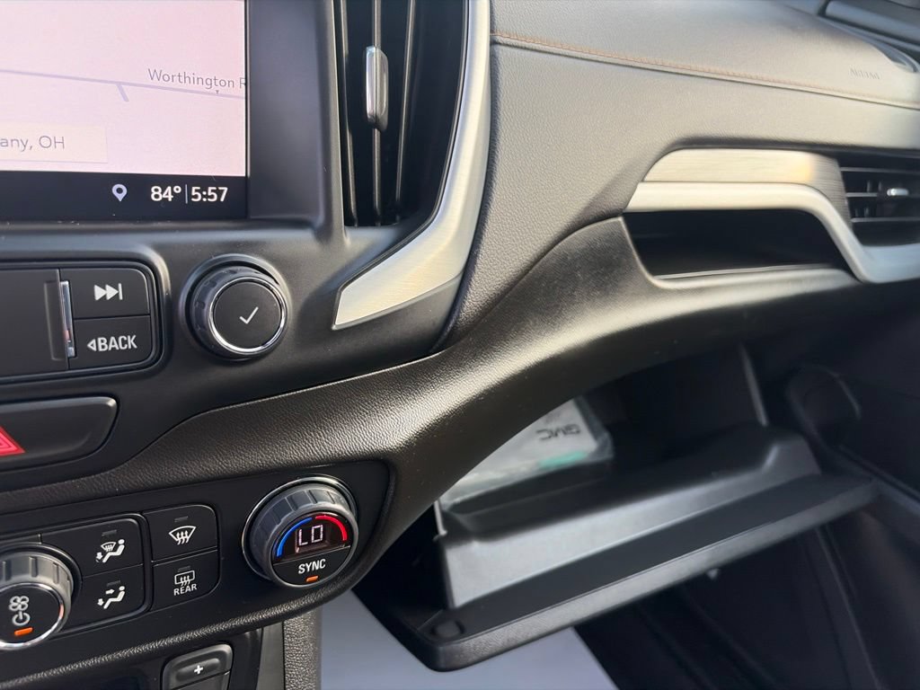 Used 2021 GMC Terrain SLT w/ Infotainment Package II AWD/4WD image 28