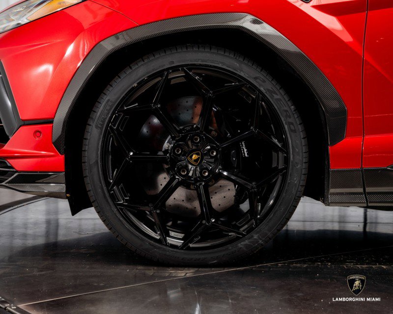 Used 2023 Lamborghini Urus Performante image 12